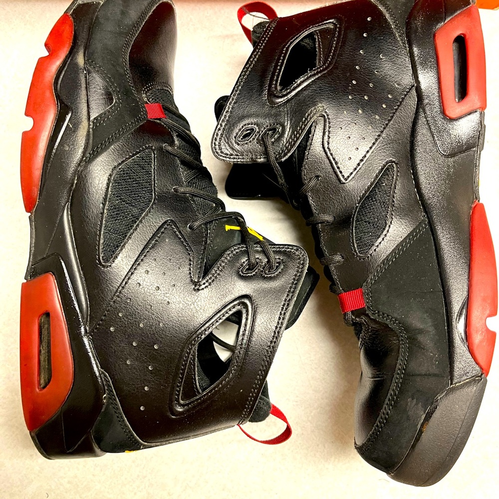 Jordan spizike boots